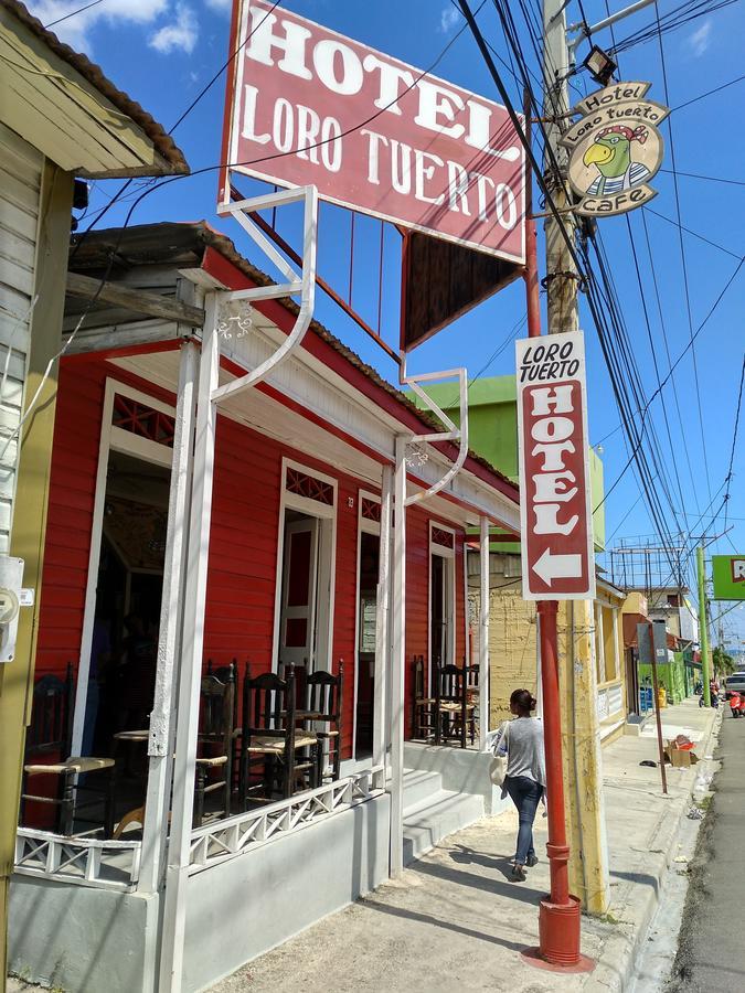 Hotel Loro Tuerto Barahona Exterior photo